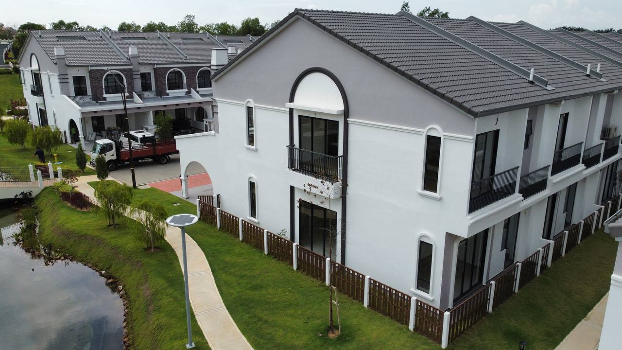 End Lot 2 Storey Terrace Setia Safiro Phase 3 - photo 4