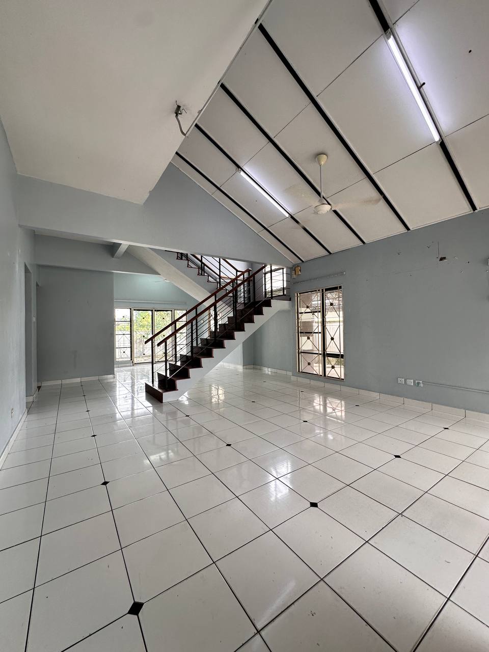 Double Storey Semi D Bandar Tasik Kesuma, Semenyih - photo 3