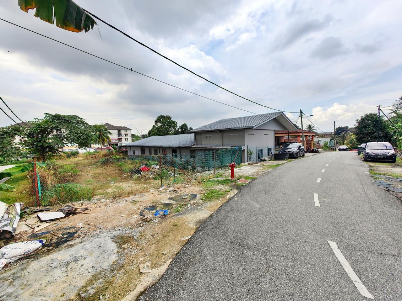 Corner Lot Residential Kampung Tasik Permai Ampang - photo 2