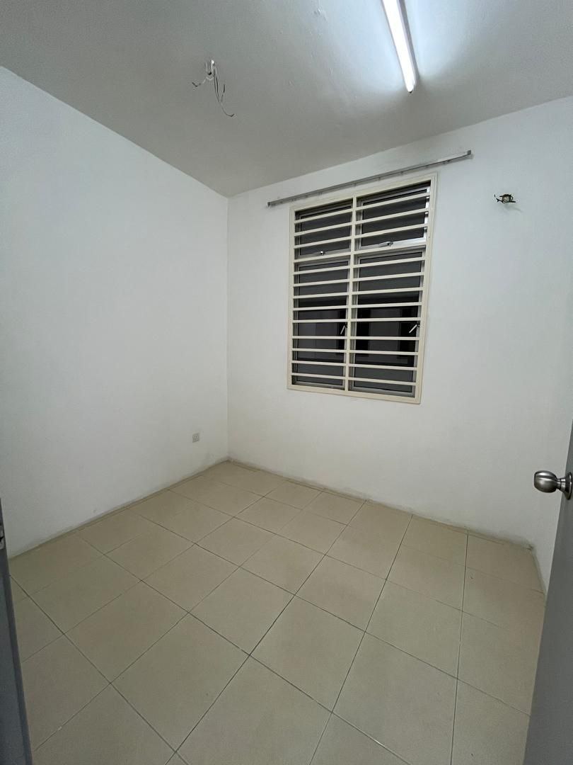 Pangsapuri AnggunSeksyen 4 Bandar Baru Bangi - photo 10
