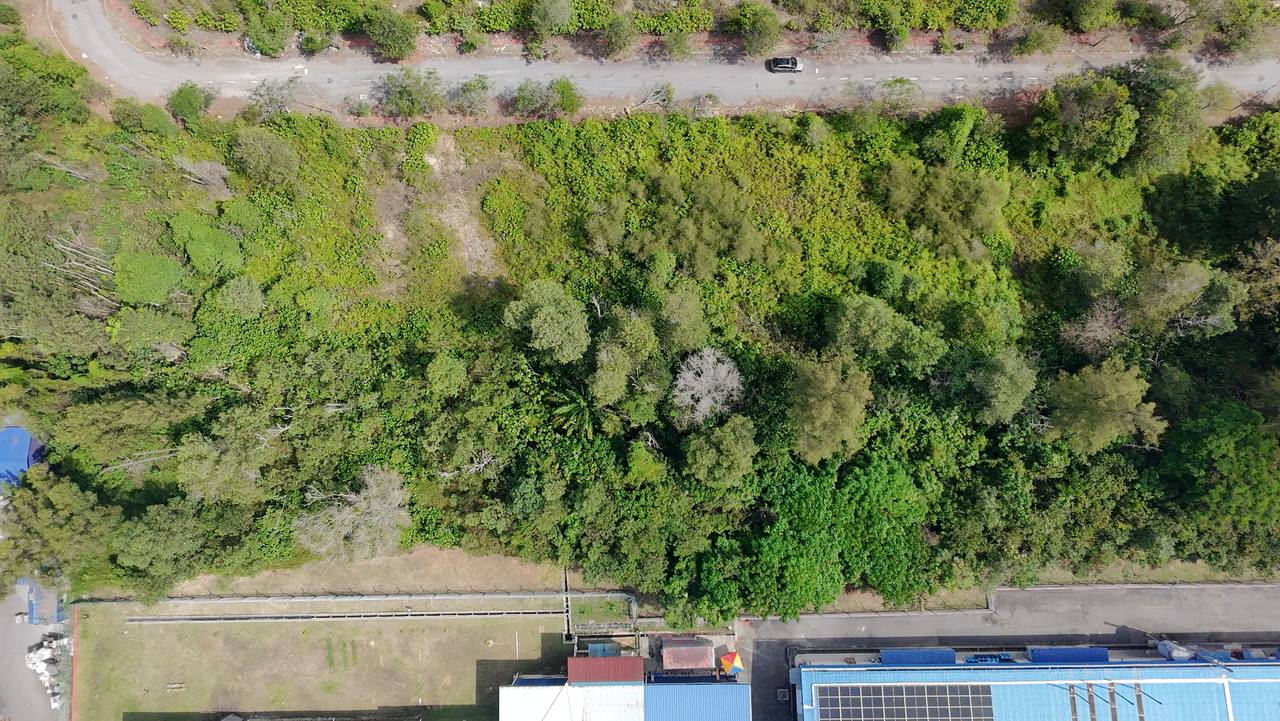Bungalow Lot Bandar Bukit Mahkota Seksyen 7 - photo 4
