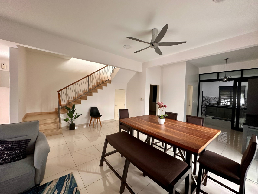 Corner 2 StoreyTerrace Laurel Laman View Cyberjaya - photo 3