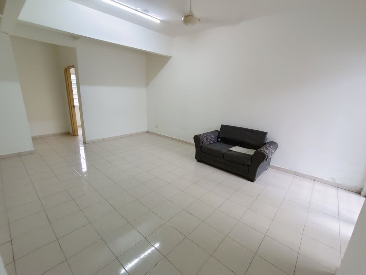 2 Storey Terrace Jalan Pulau Indah Subang Impian - photo 8