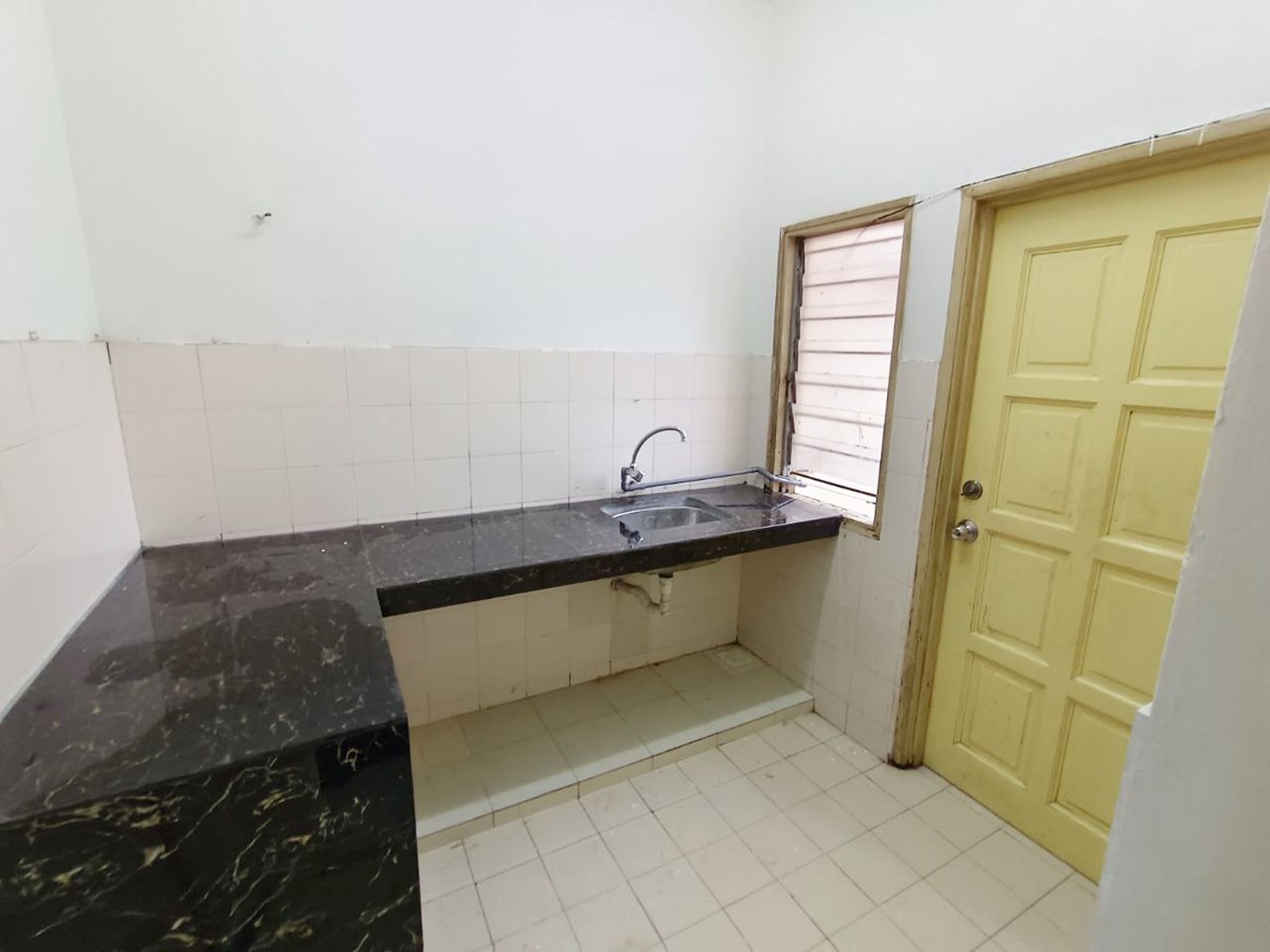 2 Storey Terrace Jalan Pulau Indah Subang Impian - photo 11