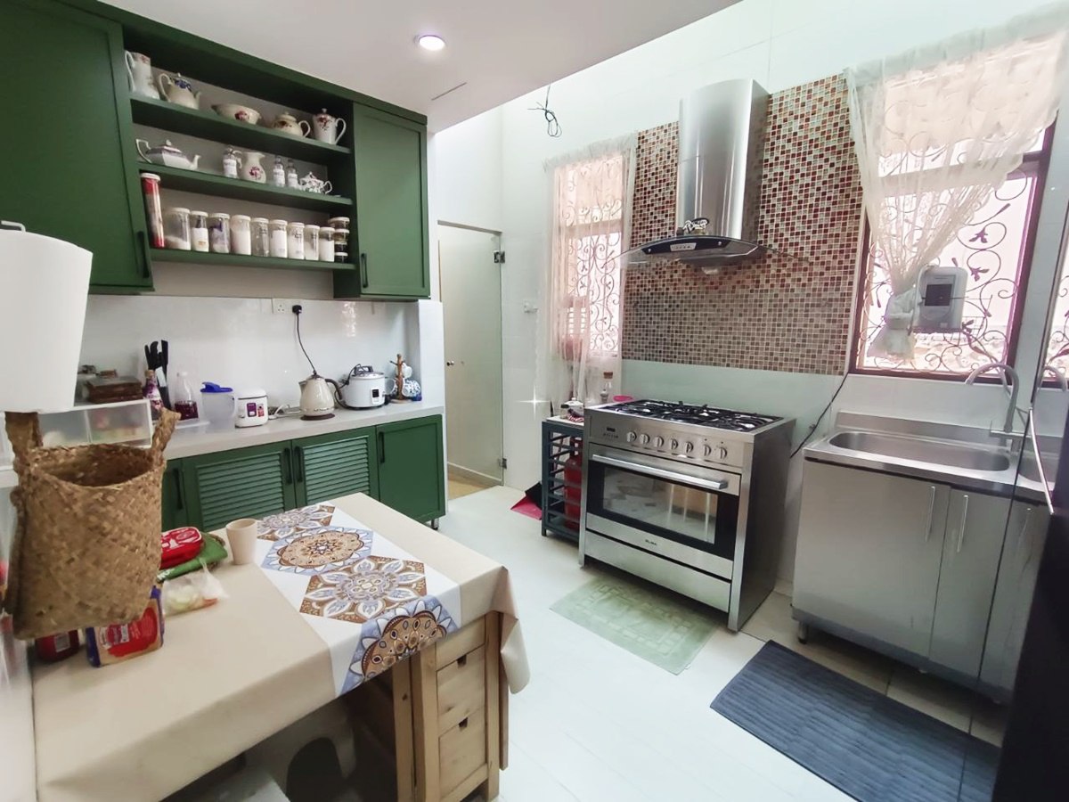 Corner 2 Storey Terrace Taman Alam Putra Equine - photo 8