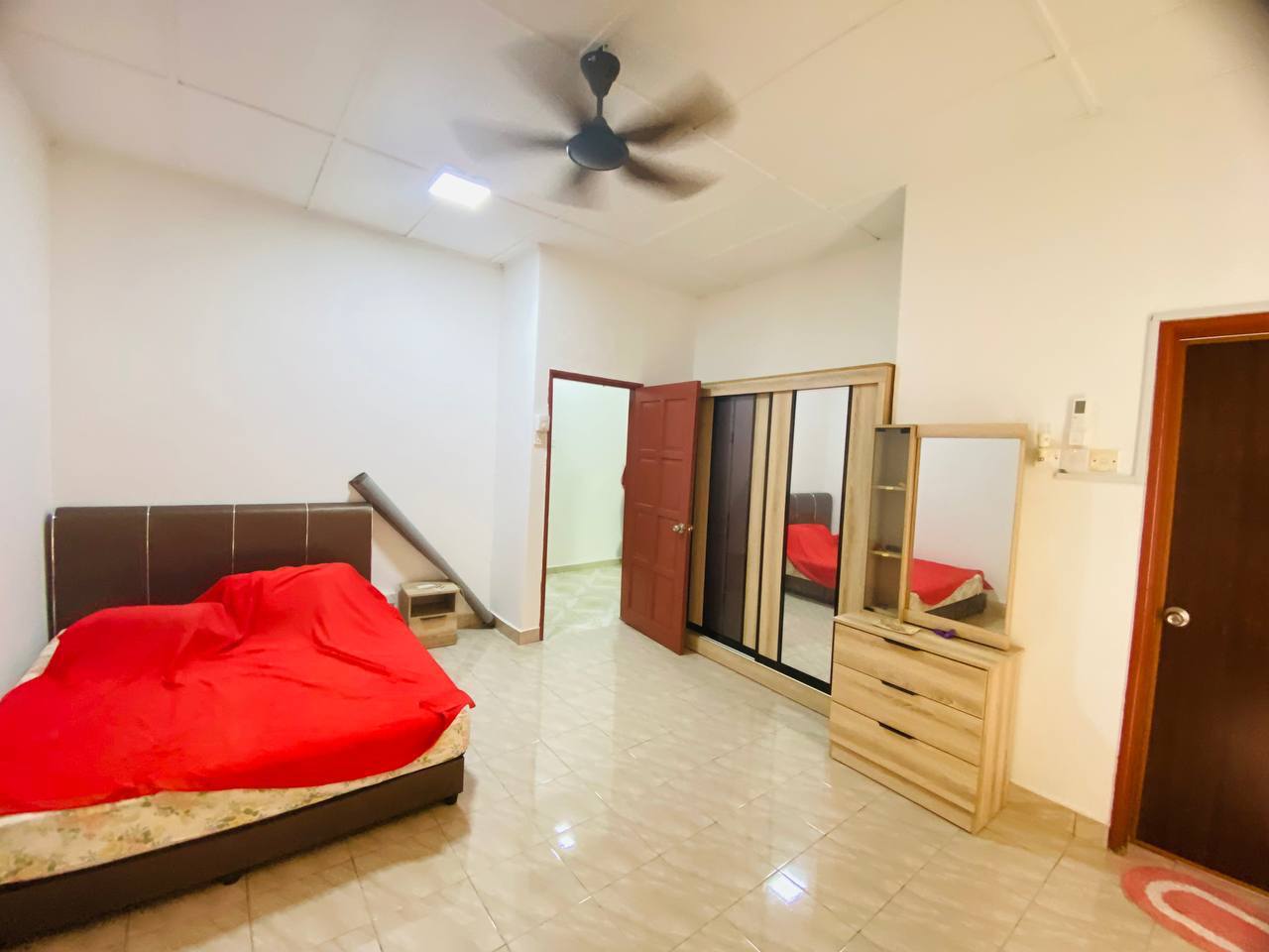 Renovated 2 Storey Terrace Bandar Mahkota Cheras - photo 4