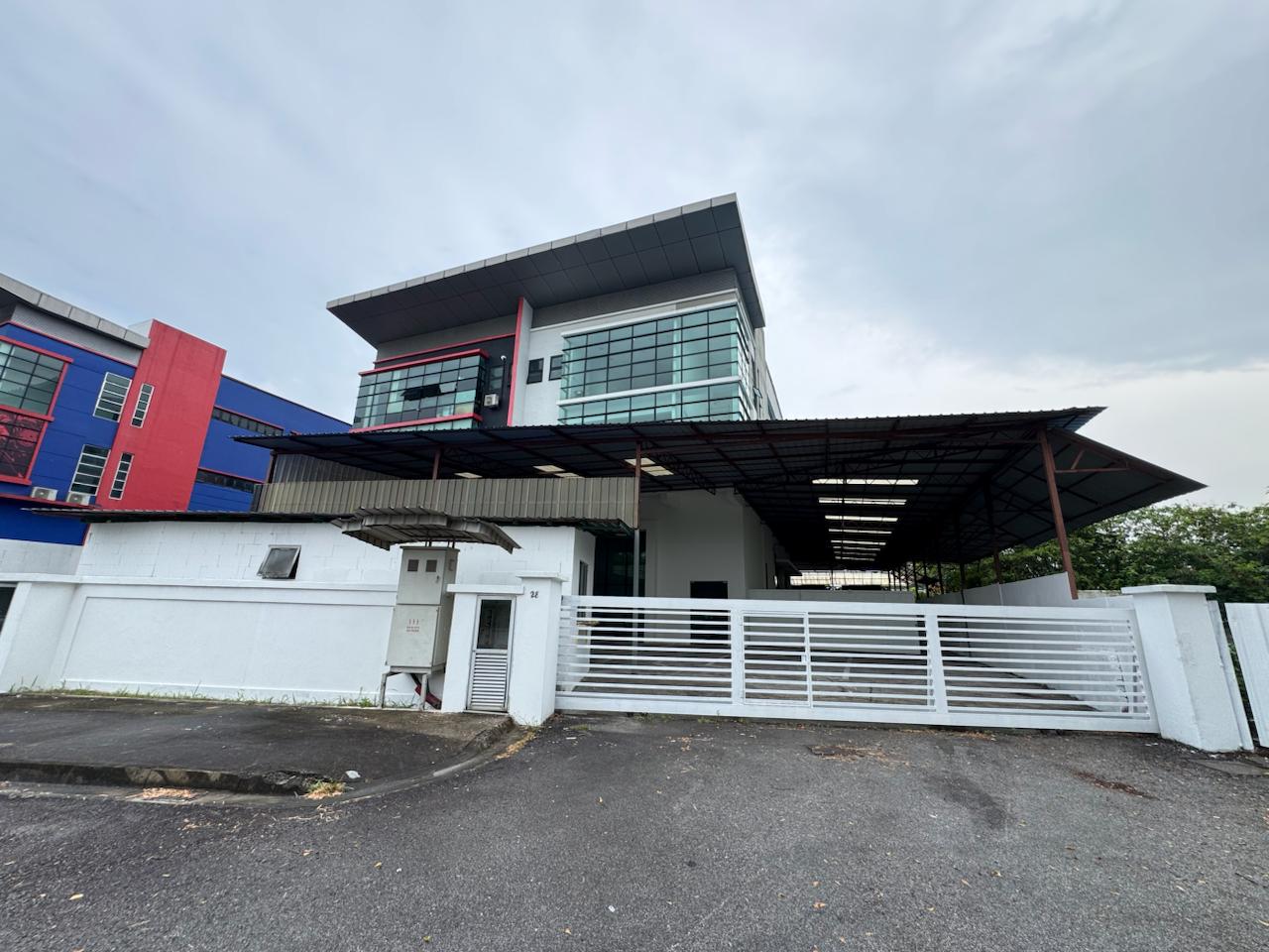 3Sty Semi D Factory Perindustrian Tekno Jelutong