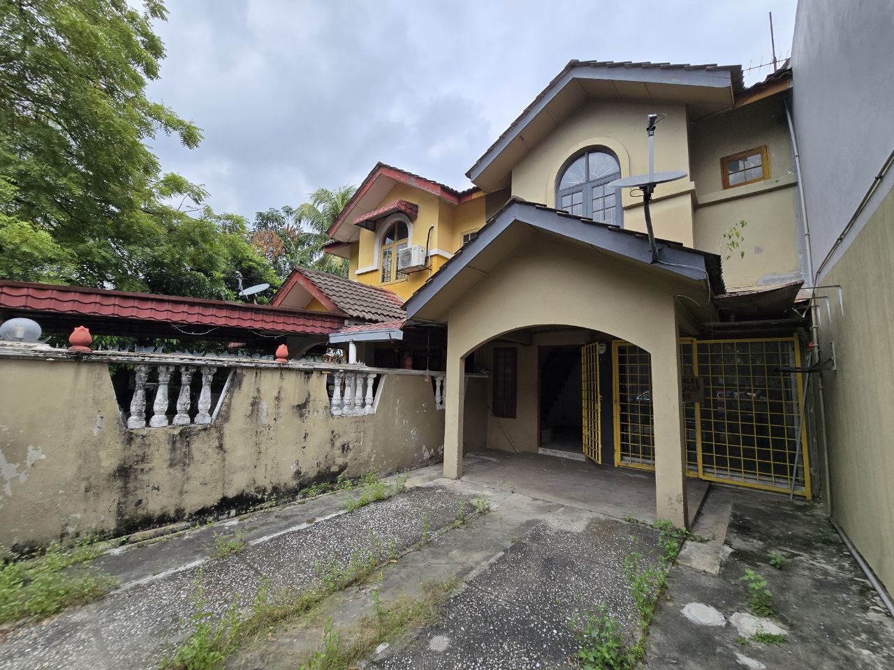 Facing Open Double Storey Taman Puchong Perdana - photo 3