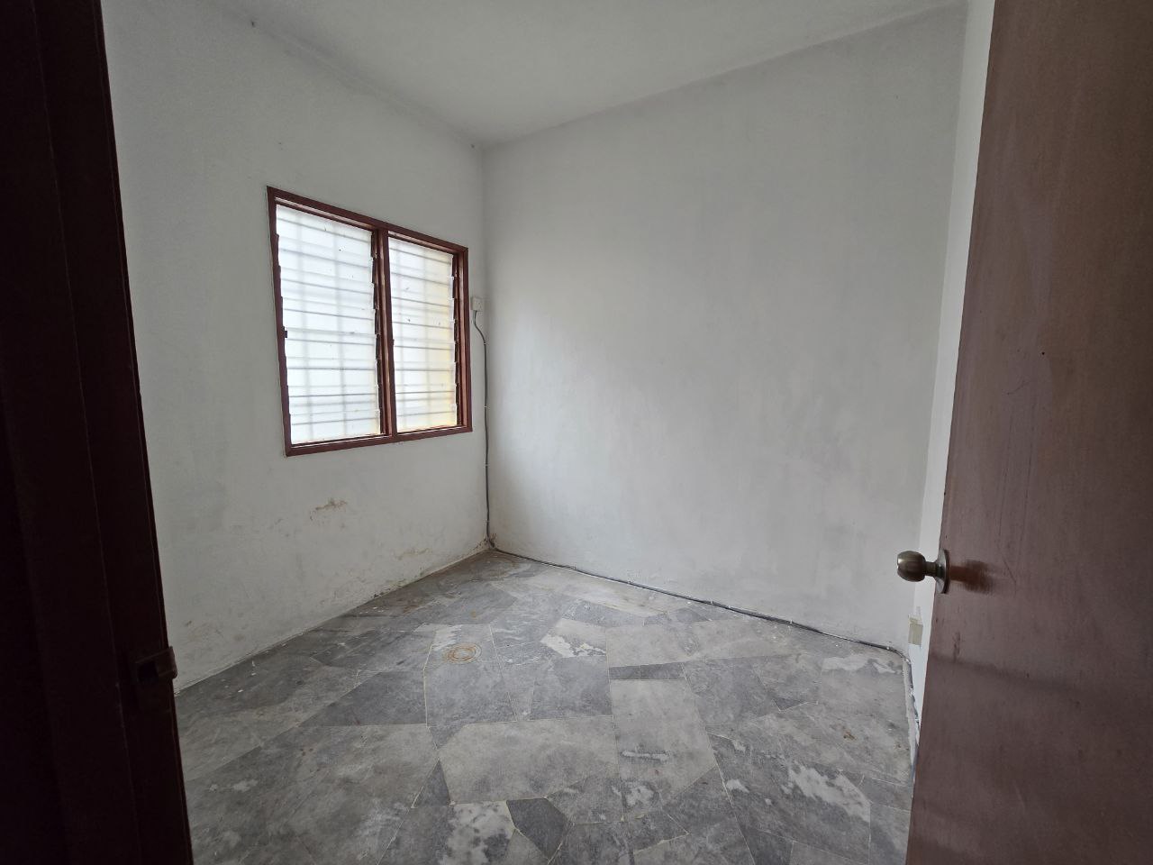 Facing Open Double Storey Taman Puchong Perdana - photo 11