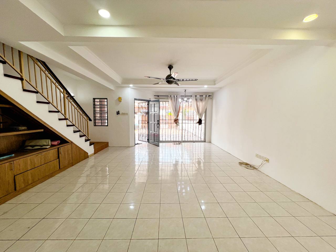 Renovated 2Stry Terrace Taman Cheras Idaman Kajang - photo 4