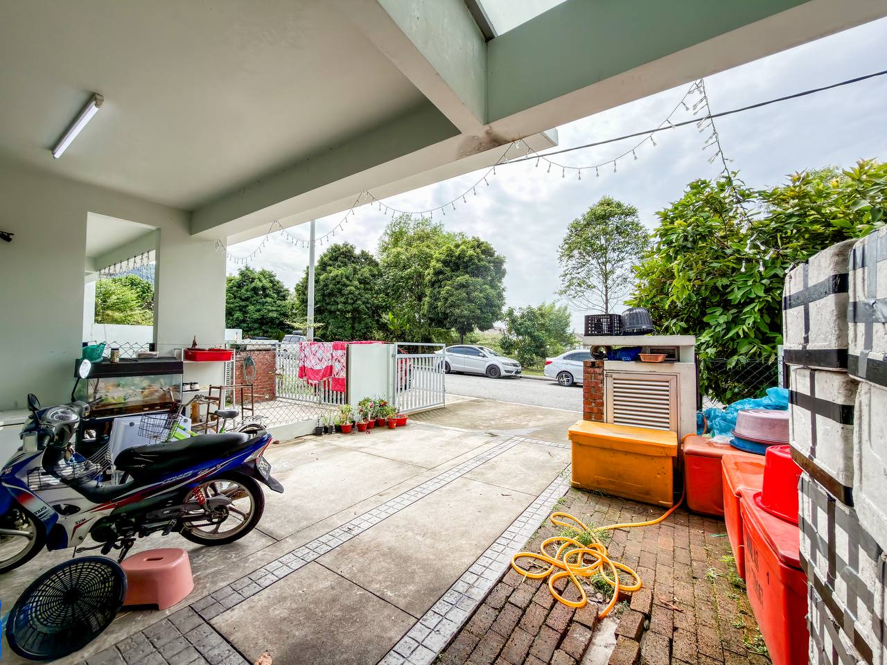 Facing Open 2 Sty Terrace Keranji Greenwoods - photo 4