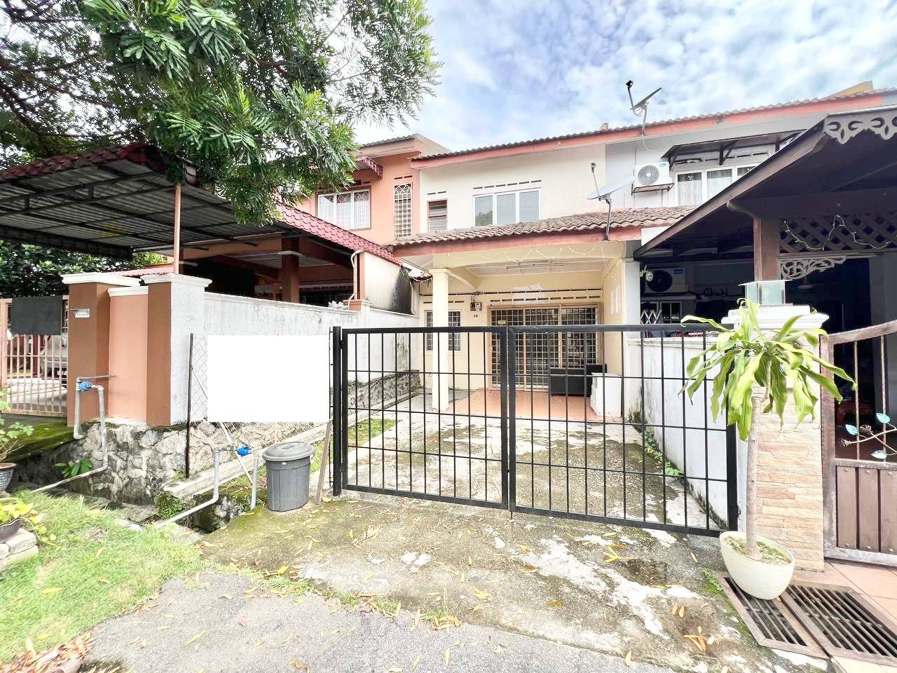 Double Storey Seksyen 6 Bandar Rinching Semenyih - photo 2