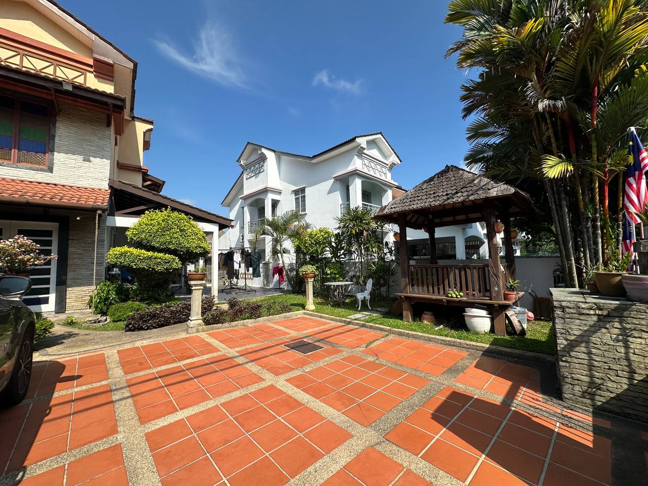 Renovated 2 Storey Semi D Ukay Perdana Ampang - photo 2