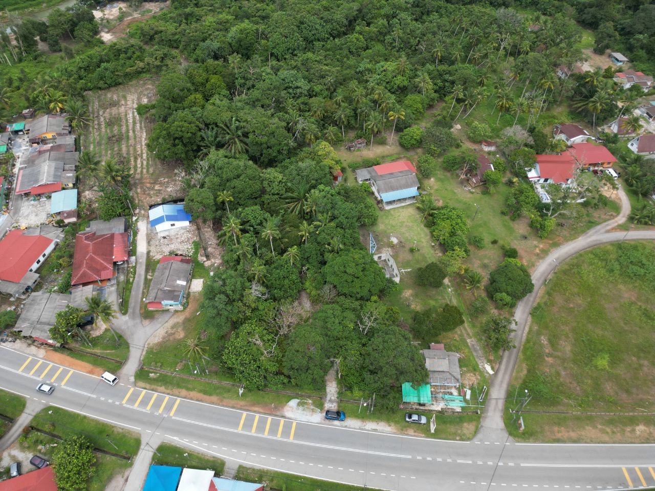 Tanah 1 Ekar Tepi Jalan Besar Pasir Panjang - photo 2