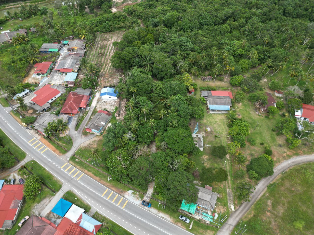 Tanah 1 Ekar Tepi Jalan Besar Pasir Panjang - photo 3