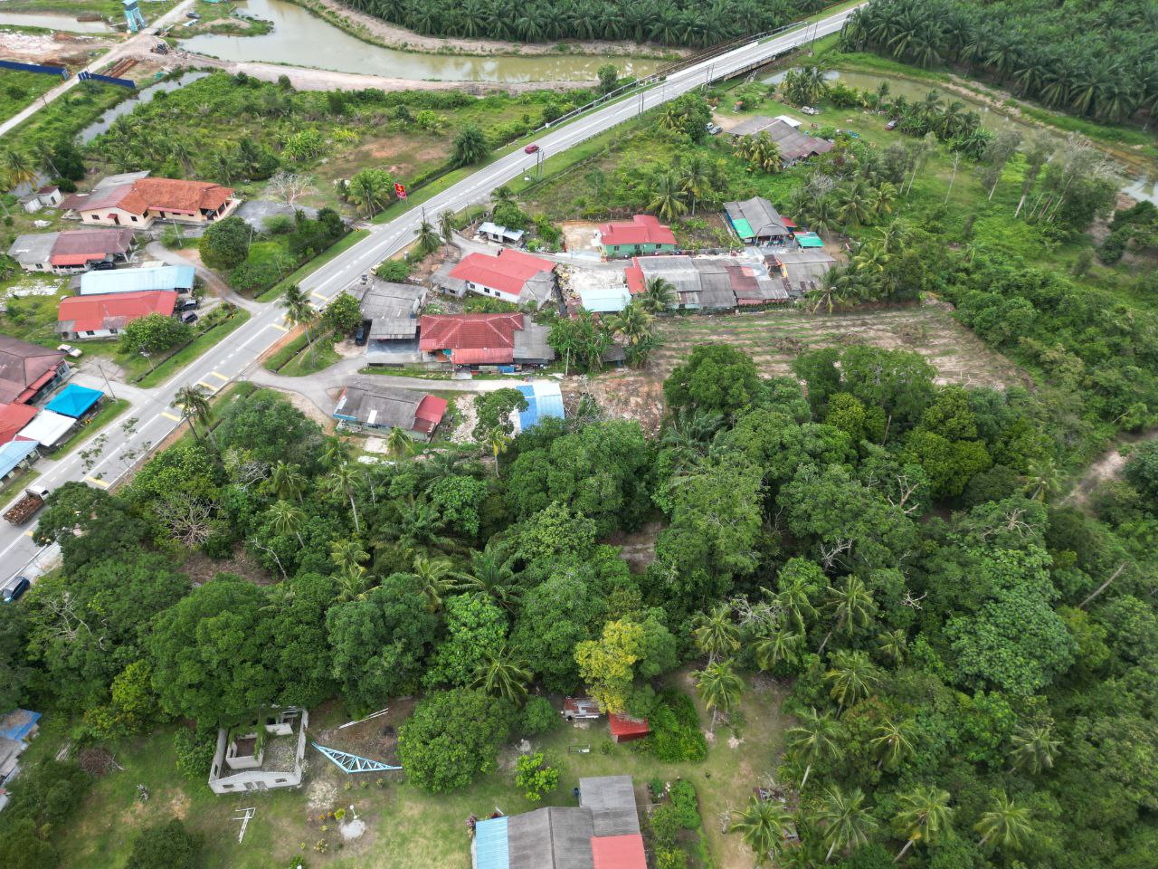 Tanah 1 Ekar Tepi Jalan Besar Pasir Panjang - photo 4