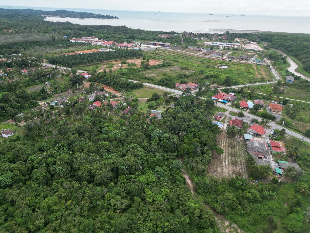 Tanah 1 Ekar Tepi Jalan Besar Pasir Panjang - photo 11