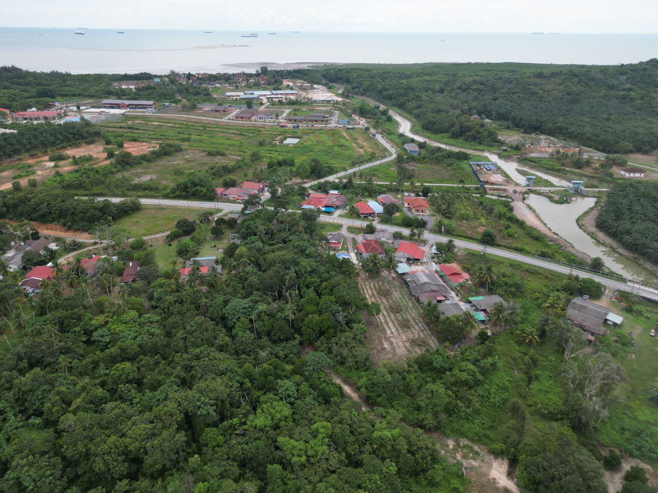 Tanah 1 Ekar Tepi Jalan Besar Pasir Panjang - photo 12