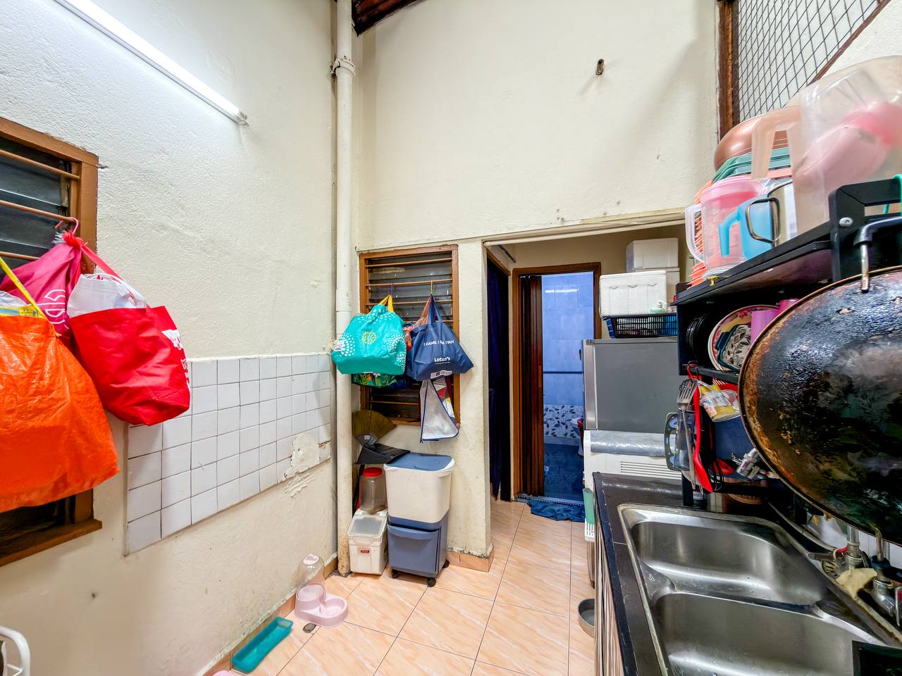 1Storey Terrace Lorong Mewah Bandar Tun Razak - photo 10