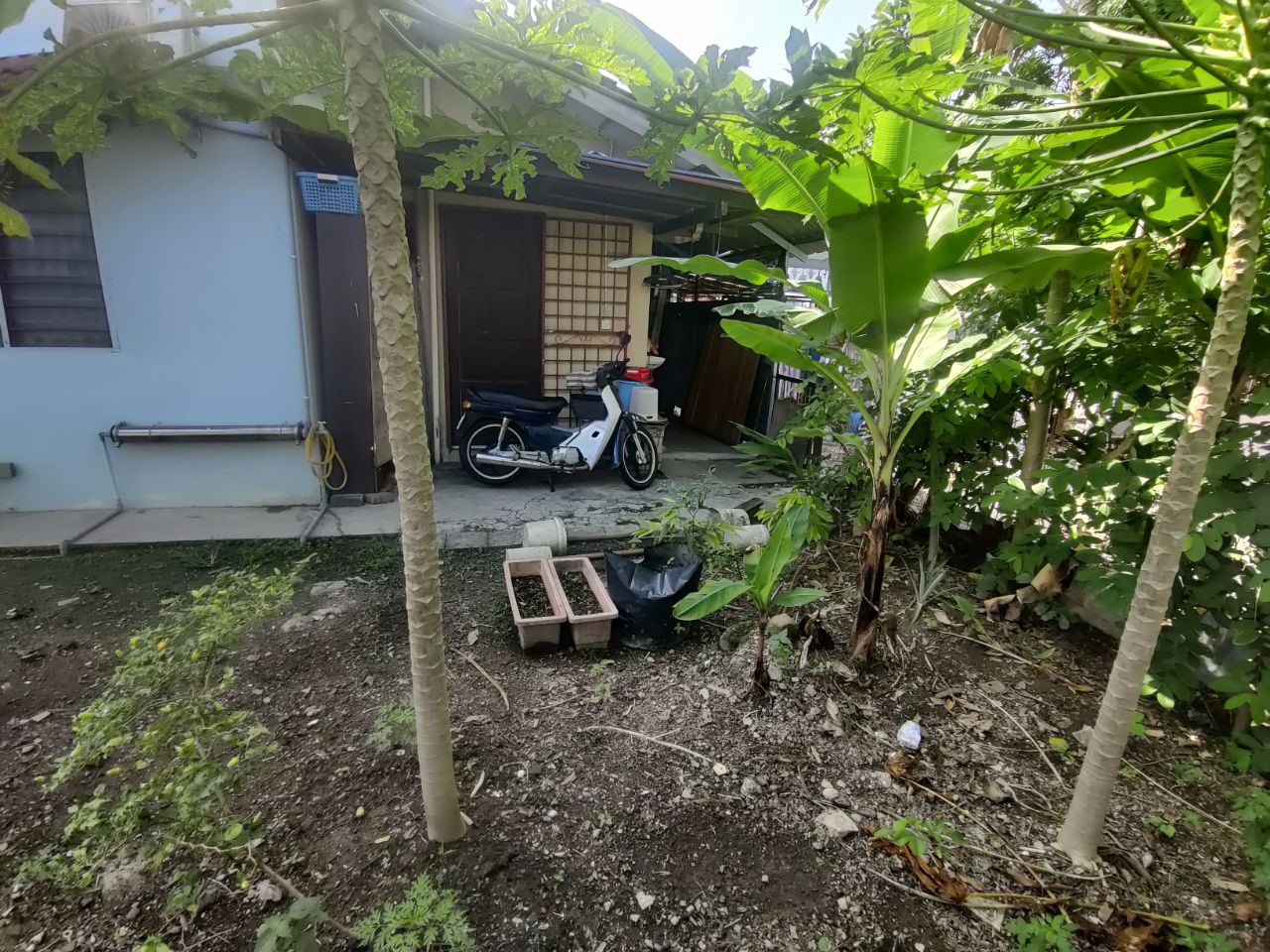 Corner Lot Teres 1 Tingkat Taman Sri Ramal Kajang - photo 3