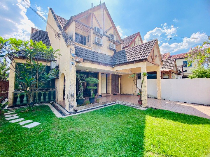 Extended 2 Storey Terrace Bukit Setiawangsa