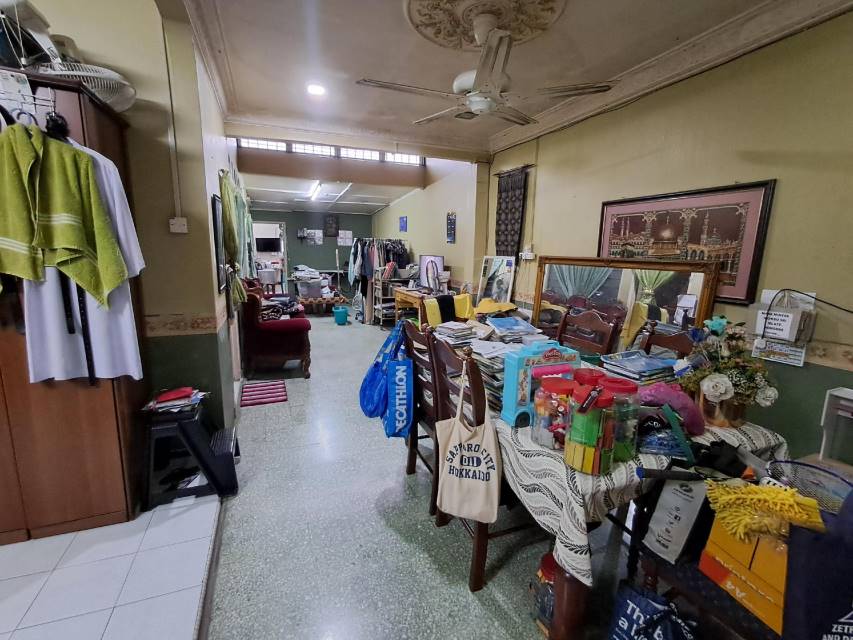 Freehold 1Storey Terrace Taman Greenwood Gombak - photo 3