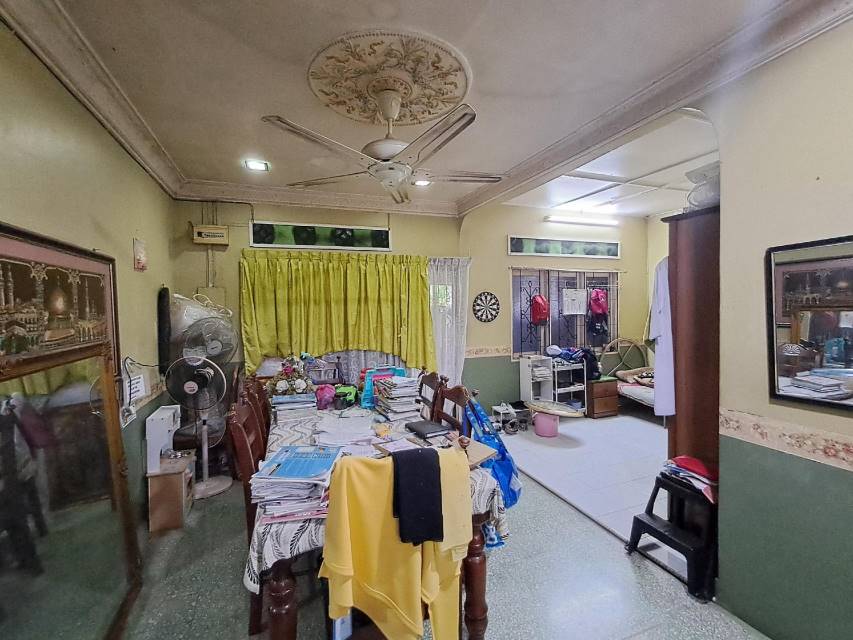 Freehold 1Storey Terrace Taman Greenwood Gombak - photo 6