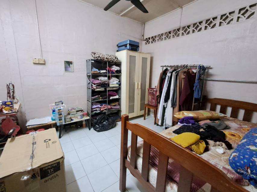 Freehold 1Storey Terrace Taman Greenwood Gombak - photo 10