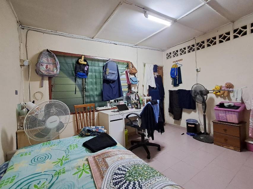 Freehold 1Storey Terrace Taman Greenwood Gombak - photo 11