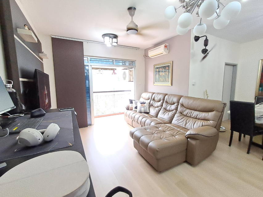 Renovated Semarak Condo Taman Raintree Batu Caves - photo 4