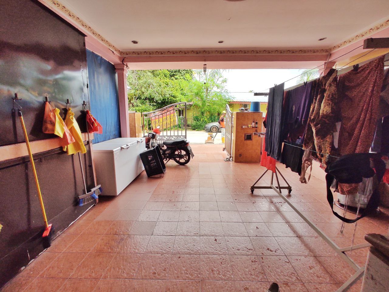 Renovated 1Storey Terrace Taman Sri Serdang - photo 2