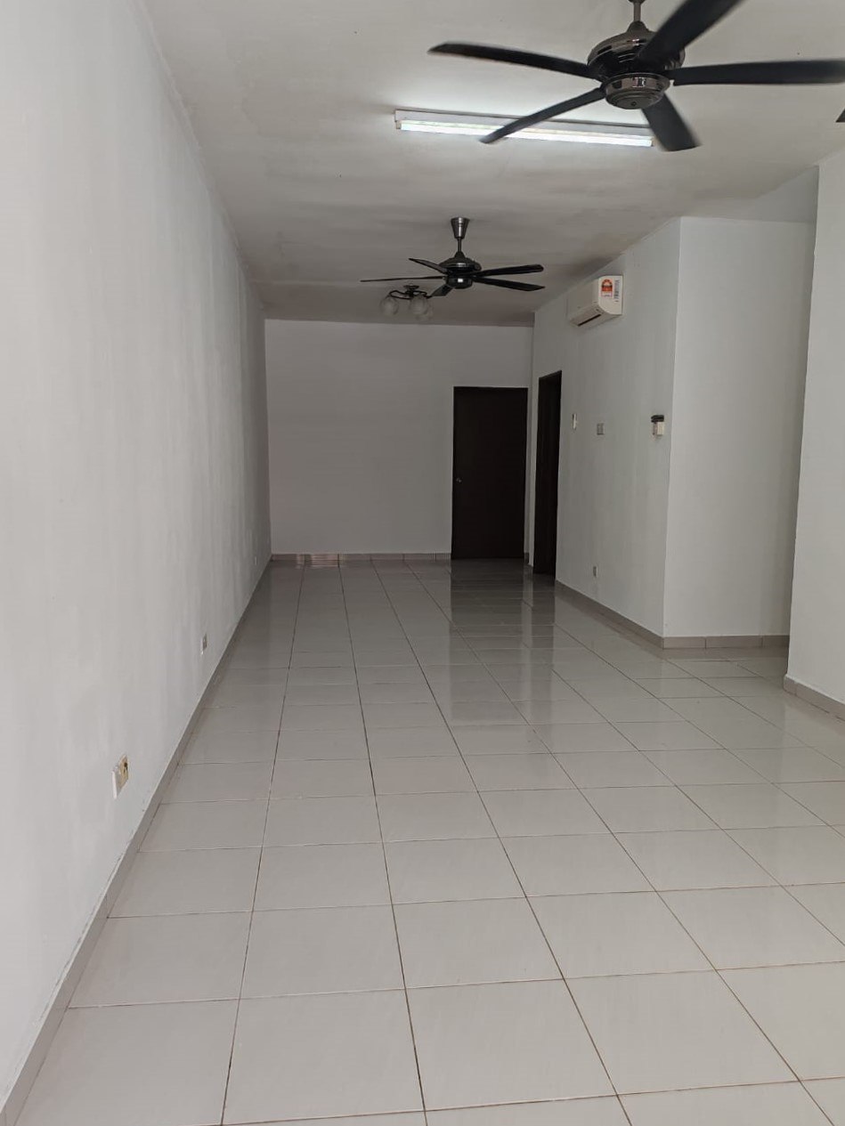 Ground Floor Taman Amansiara Townhouse Selayang - photo 4