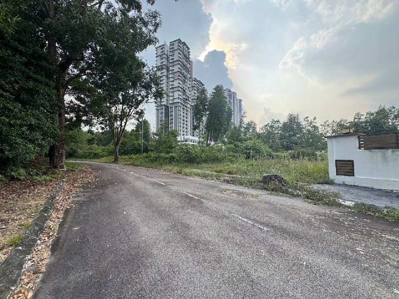 Bungalow Lot Bandar Bukit Mahkota Seksyen 9 Bangi - photo 2