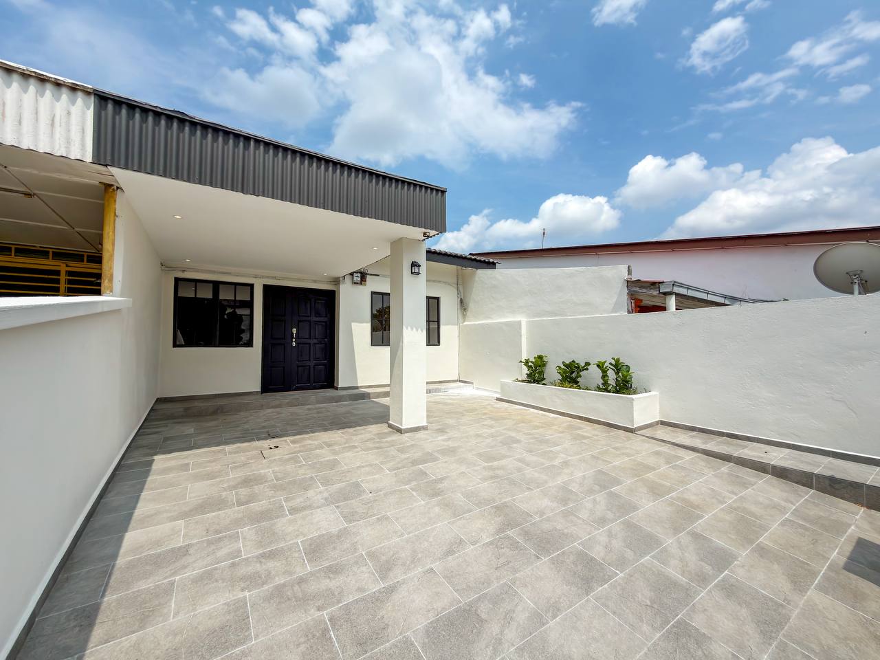 Single Storey Terrace Taman Dusun Jaya Semenyih - photo 2