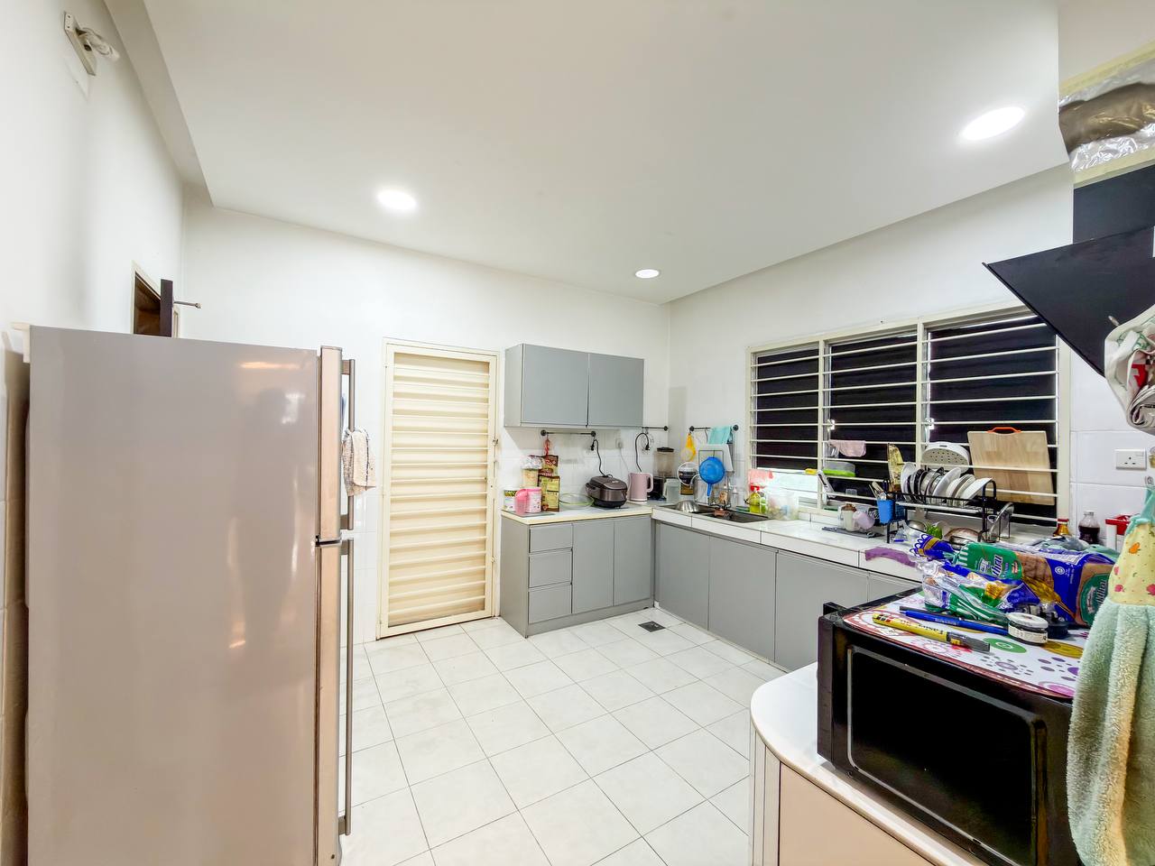 Semi D Double Storey Taman Saujana Emas Kajang - photo 11