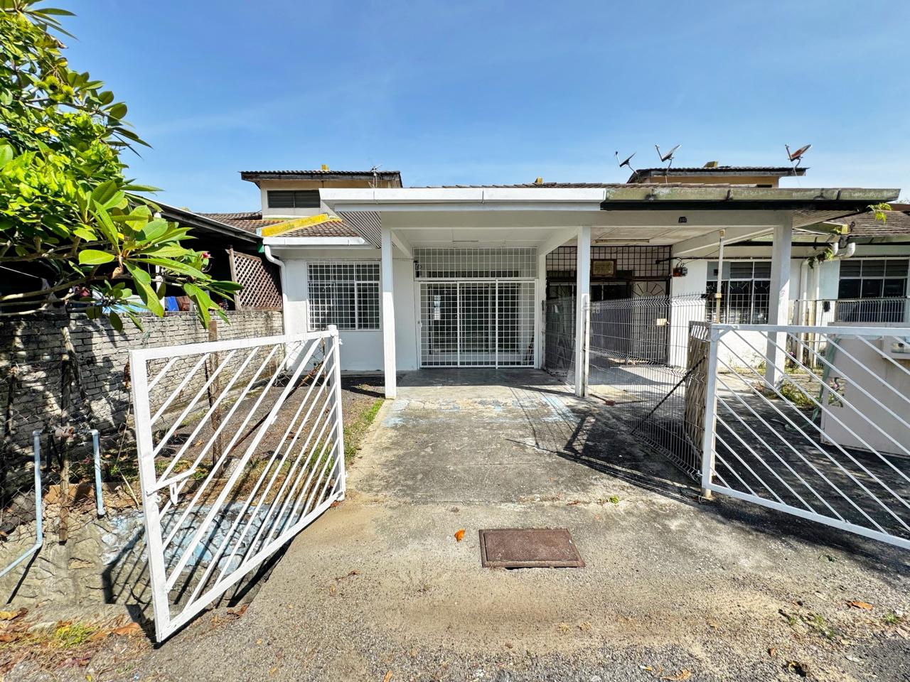 Single Storey House Taman Desaria Nilai