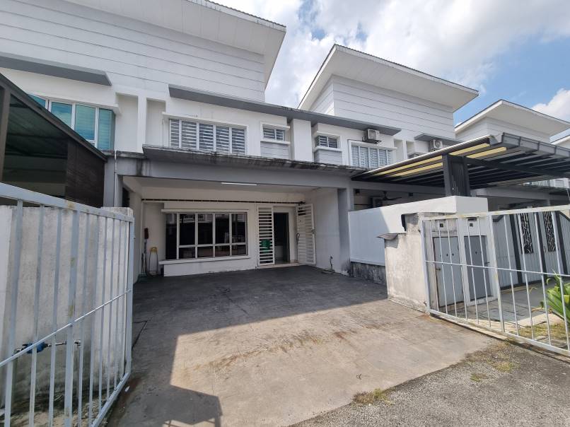 Rumah Teres 2 Tingkat Taman Desa Restu, Sepang - photo 3