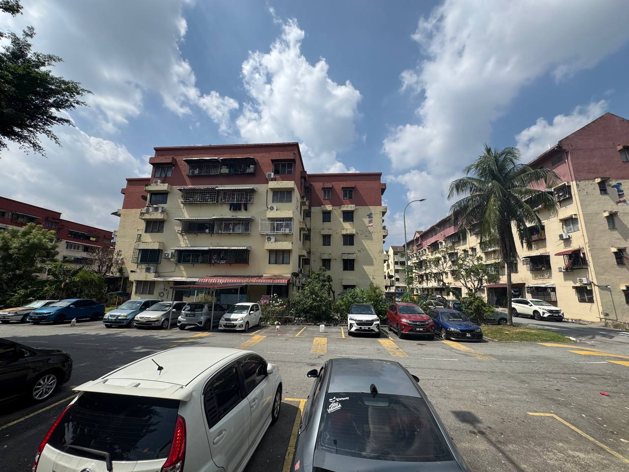 Fully Renovated Furnished Pangsapuri Pandan Jaya