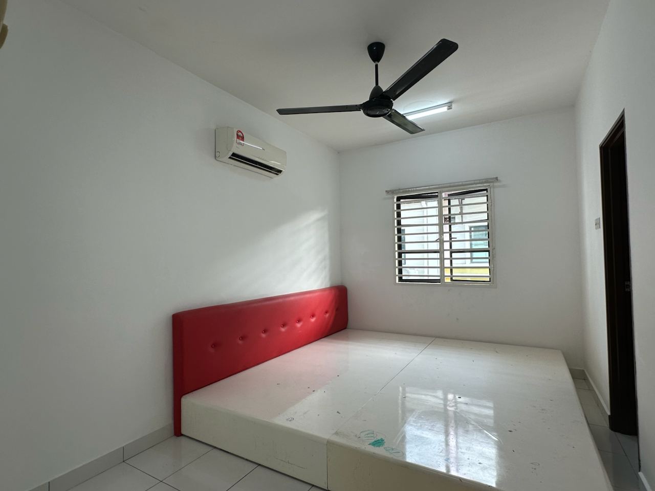 2 Storey Corner Lot Semi-d Seksyen 3 Bangi - photo 10