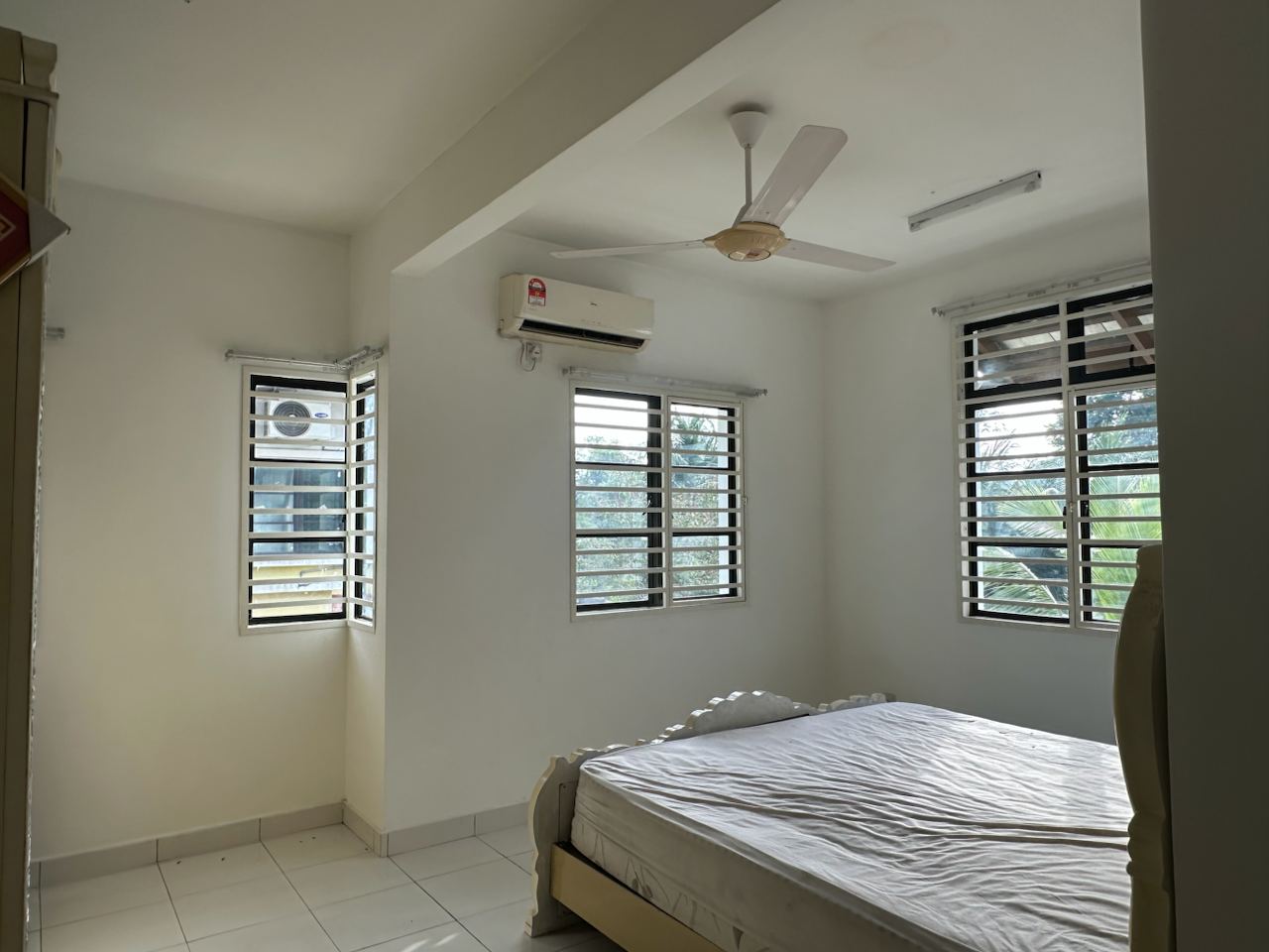 2 Storey Corner Lot Semi-d Seksyen 3 Bangi - photo 12