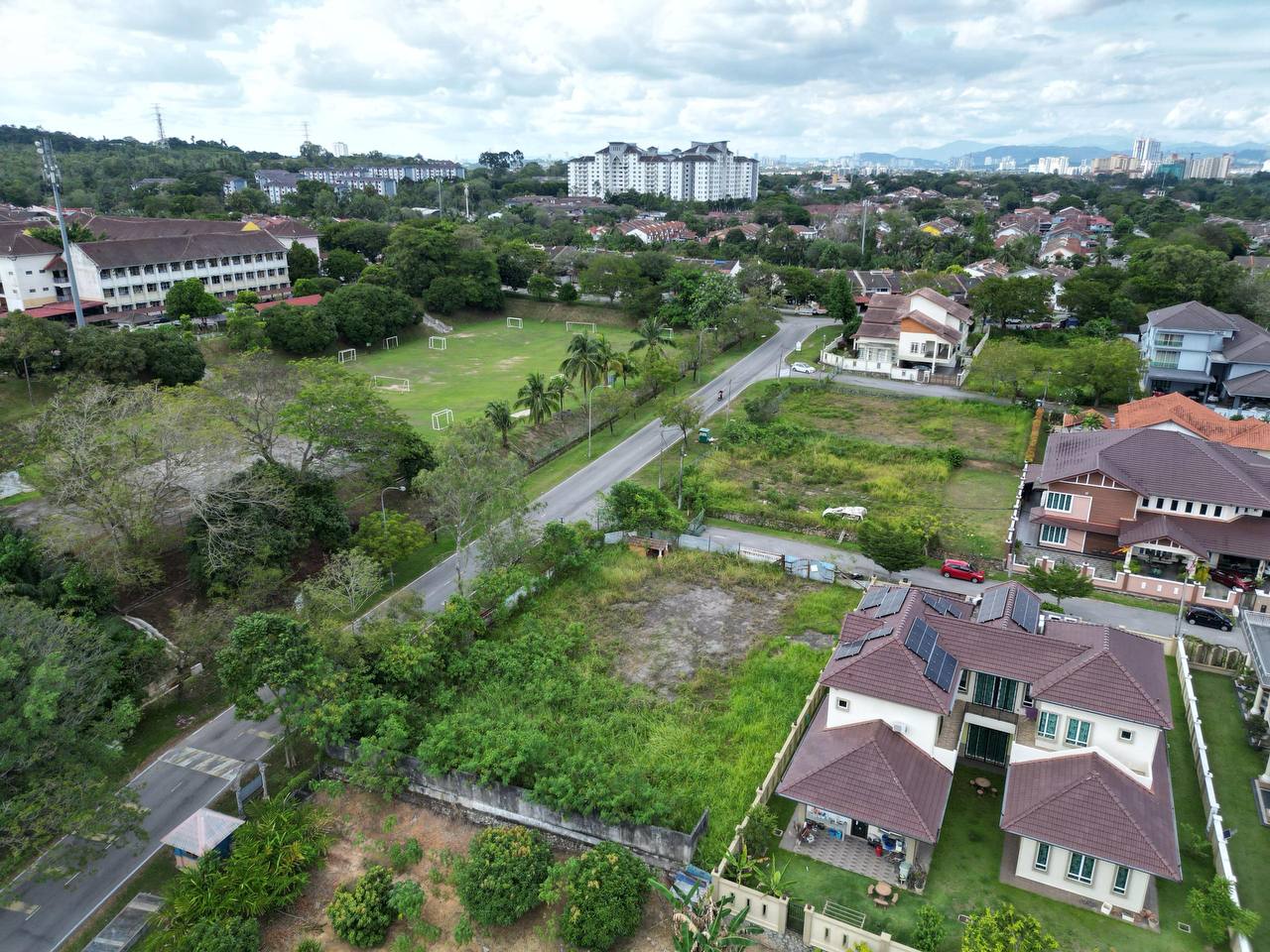 Bungalow Lot Seksyen 4 Bandar Baru Bangi - photo 2