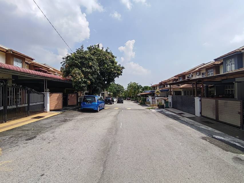 Double Storey Terrace Taman Mawar 2, Bandar Baru S