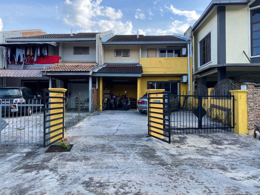 Double Storey Terrace Seksyen 4 Bandar Baru Bangi