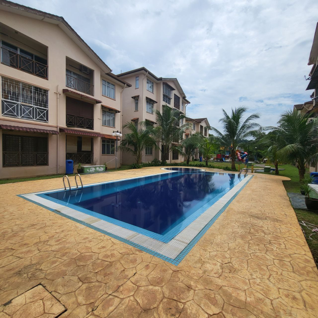Condominium Desa Pelangi Sg Merab - photo 2