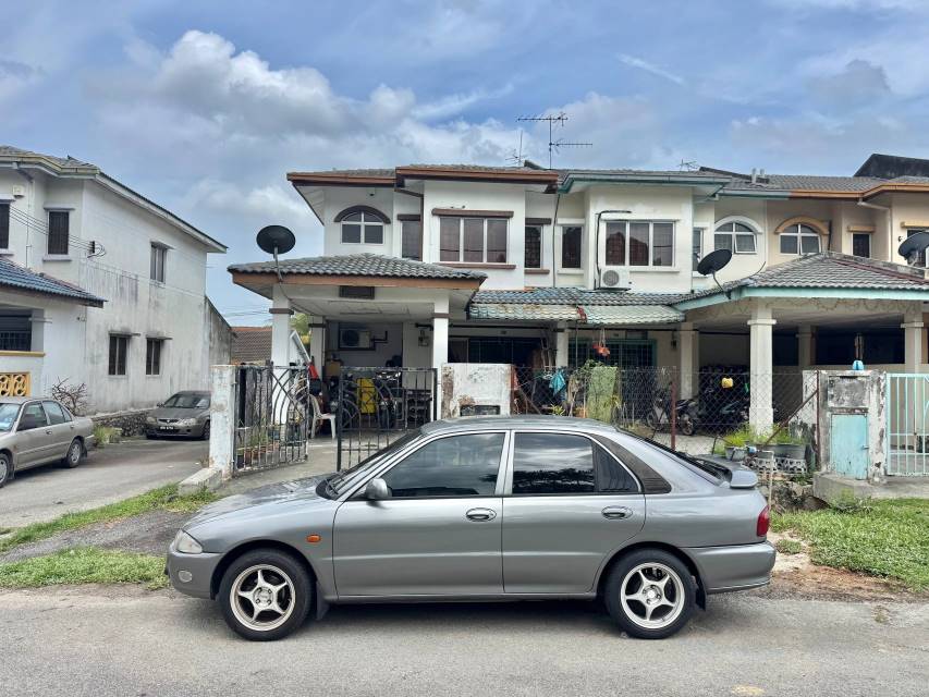 Double Storey House, Taman Bukit Mewah, Kajang