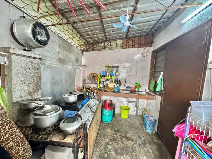 Double Storey House, Taman Bukit Mewah, Kajang - photo 13