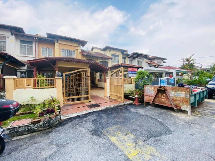Superlink Double Storey Terrace Intermediate Damai