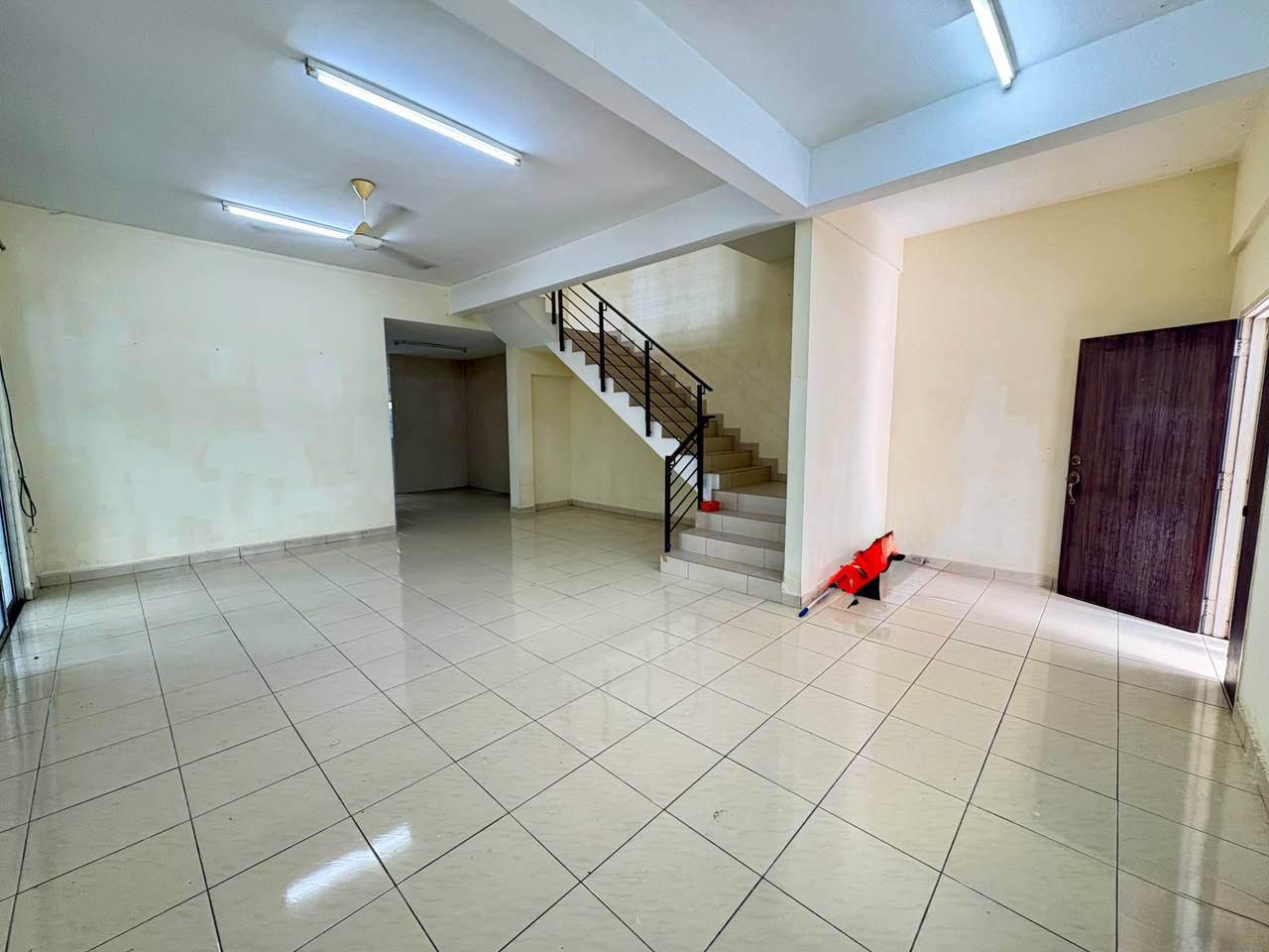 CornerLot Double Storey Terrace Taman Jelok Impian - photo 6