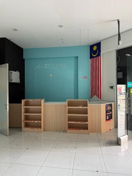 Corner 3 Storey Shop Lot Bandar Seri Putra - photo 13