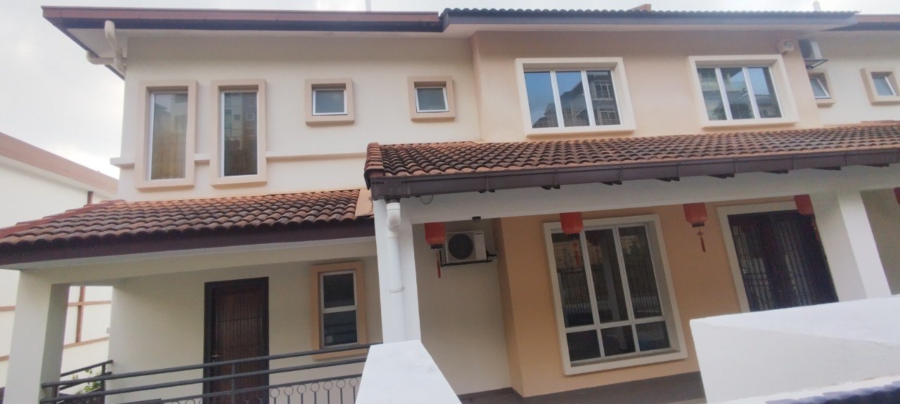 3 Storey Semi D Taman Ukay Perdana - photo 3